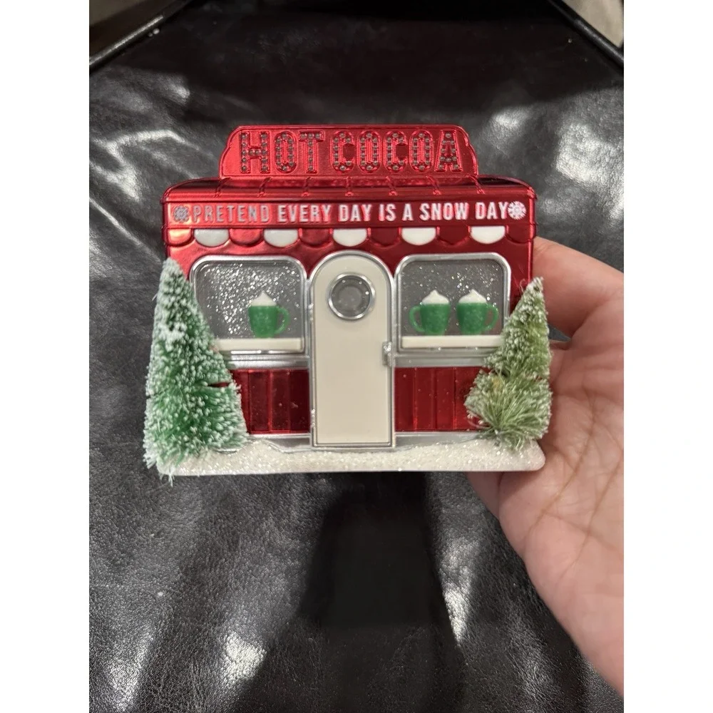 Bath & Body Works *CHRISTMAS COCOA STAND*🎅🏻 Wallflower Plug-In NIGHTLIGHT* - Picture 1 of 3